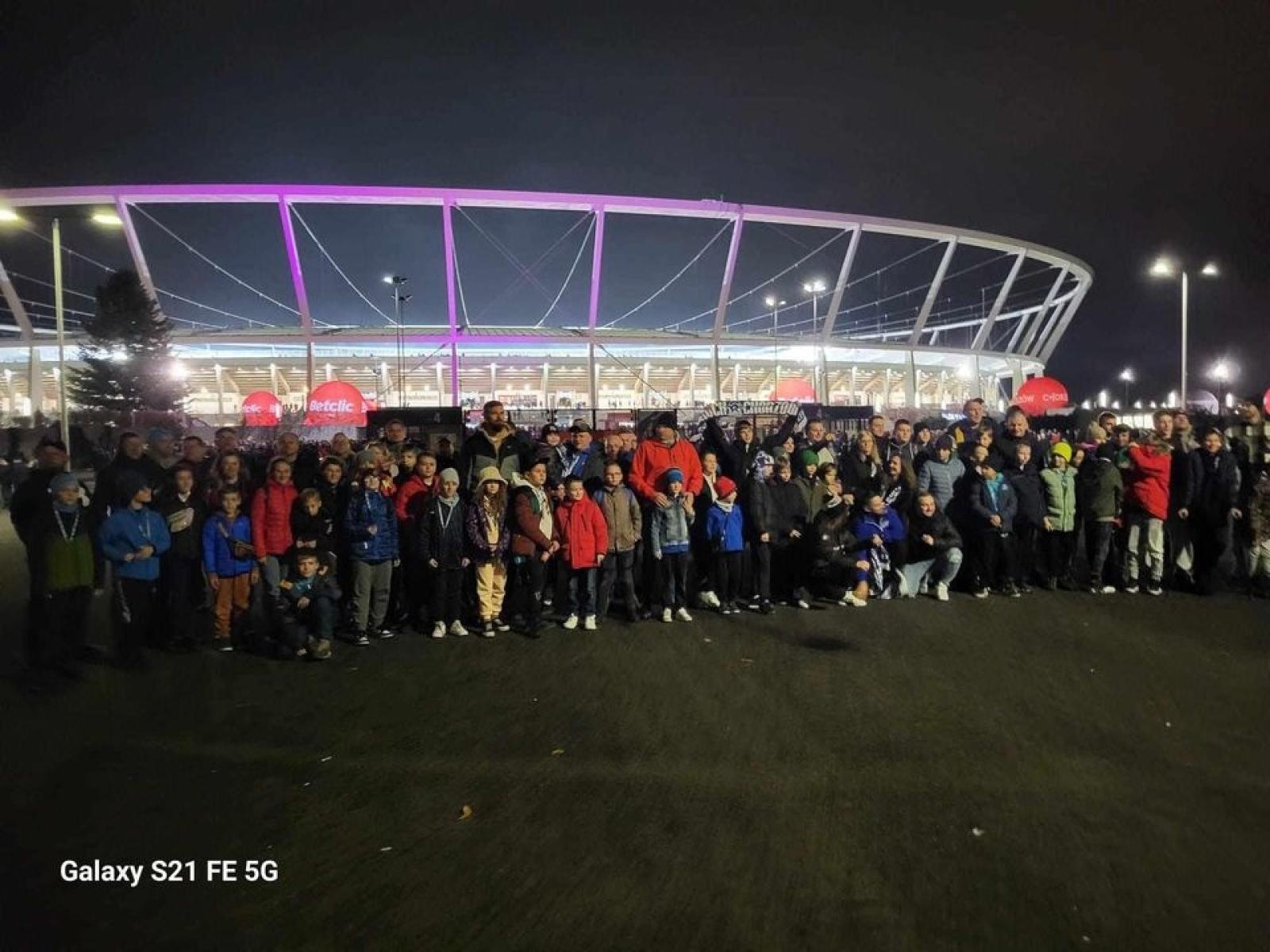 Zdjęcie w galerii na portalu naszraciborz.pl: Niebiescy z Raciborza organizują wyjazd na mecz Ruch kontra Legia. Dzieci jadą gratis wiadomości z regionu