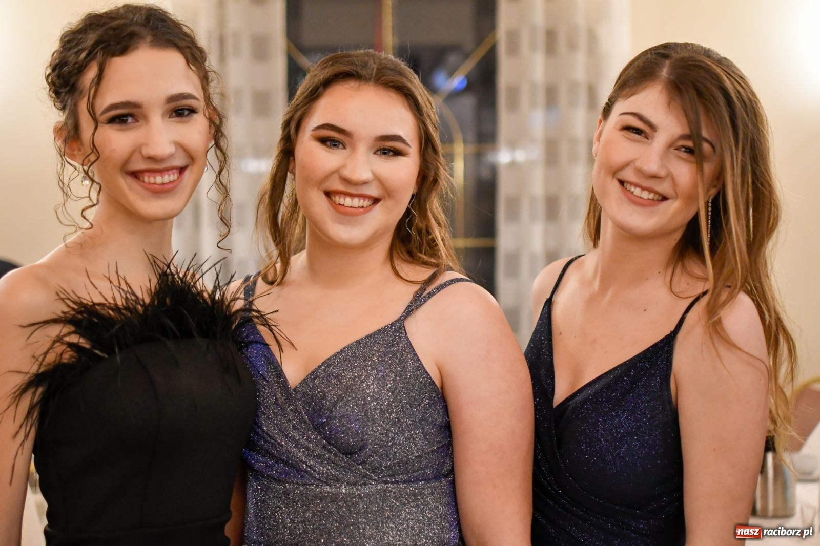 Zdjęcie w galerii na portalu naszraciborz.pl: Szalona studniówka raciborskiego Ekonomika [FOTO i WIDEO] wiadomości z regionu