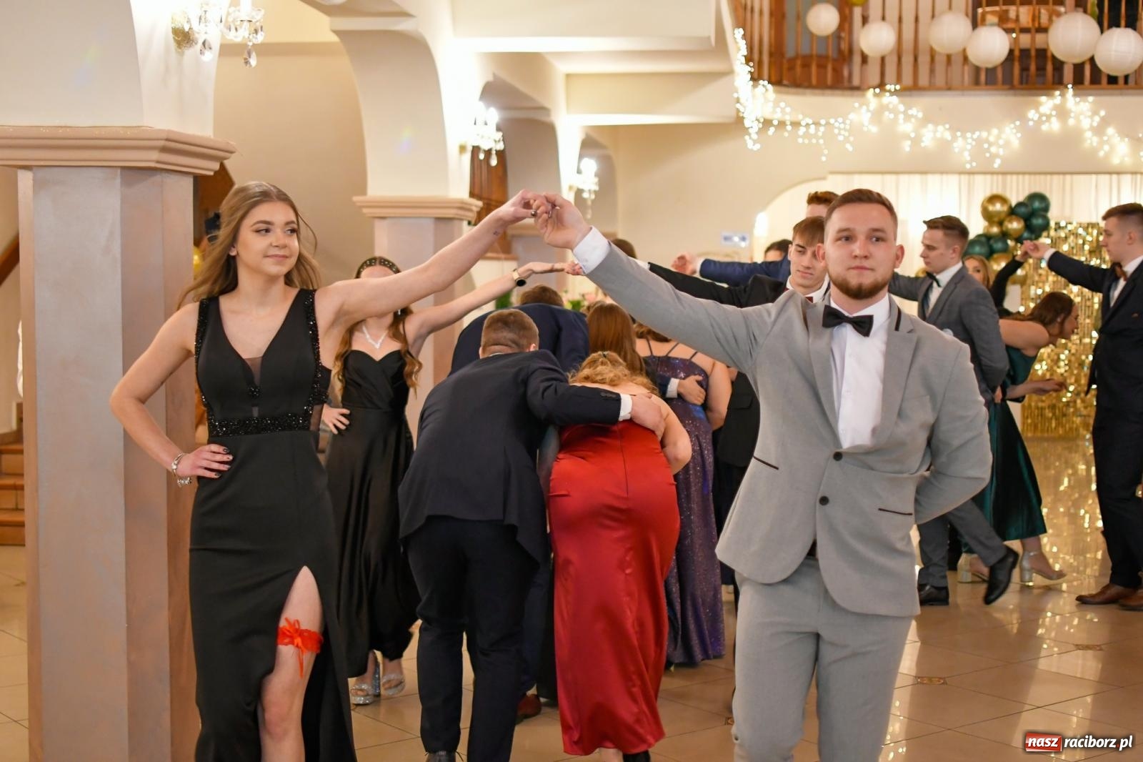 Zdjęcie w galerii na portalu naszraciborz.pl: Szalona studniówka raciborskiego Ekonomika [FOTO i WIDEO] wiadomości z regionu