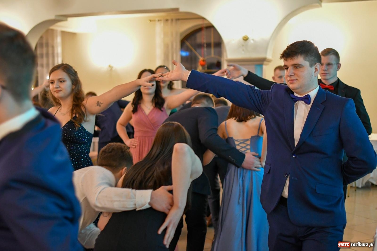 Zdjęcie w galerii na portalu naszraciborz.pl: Szalona studniówka raciborskiego Ekonomika [FOTO i WIDEO] wiadomości z regionu