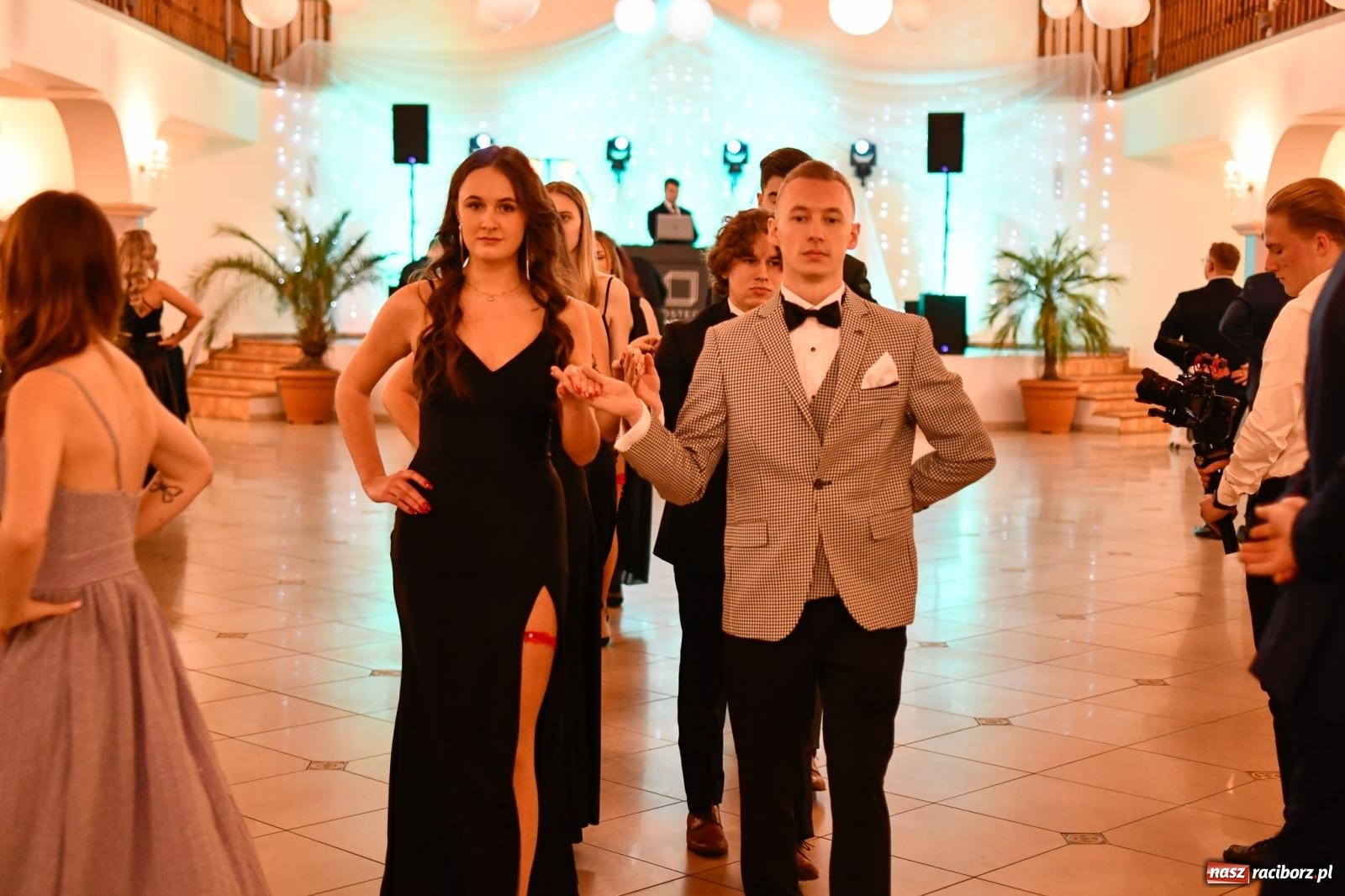 Zdjęcie w galerii na portalu naszraciborz.pl: Szalona studniówka raciborskiego Ekonomika [FOTO i WIDEO] wiadomości z regionu