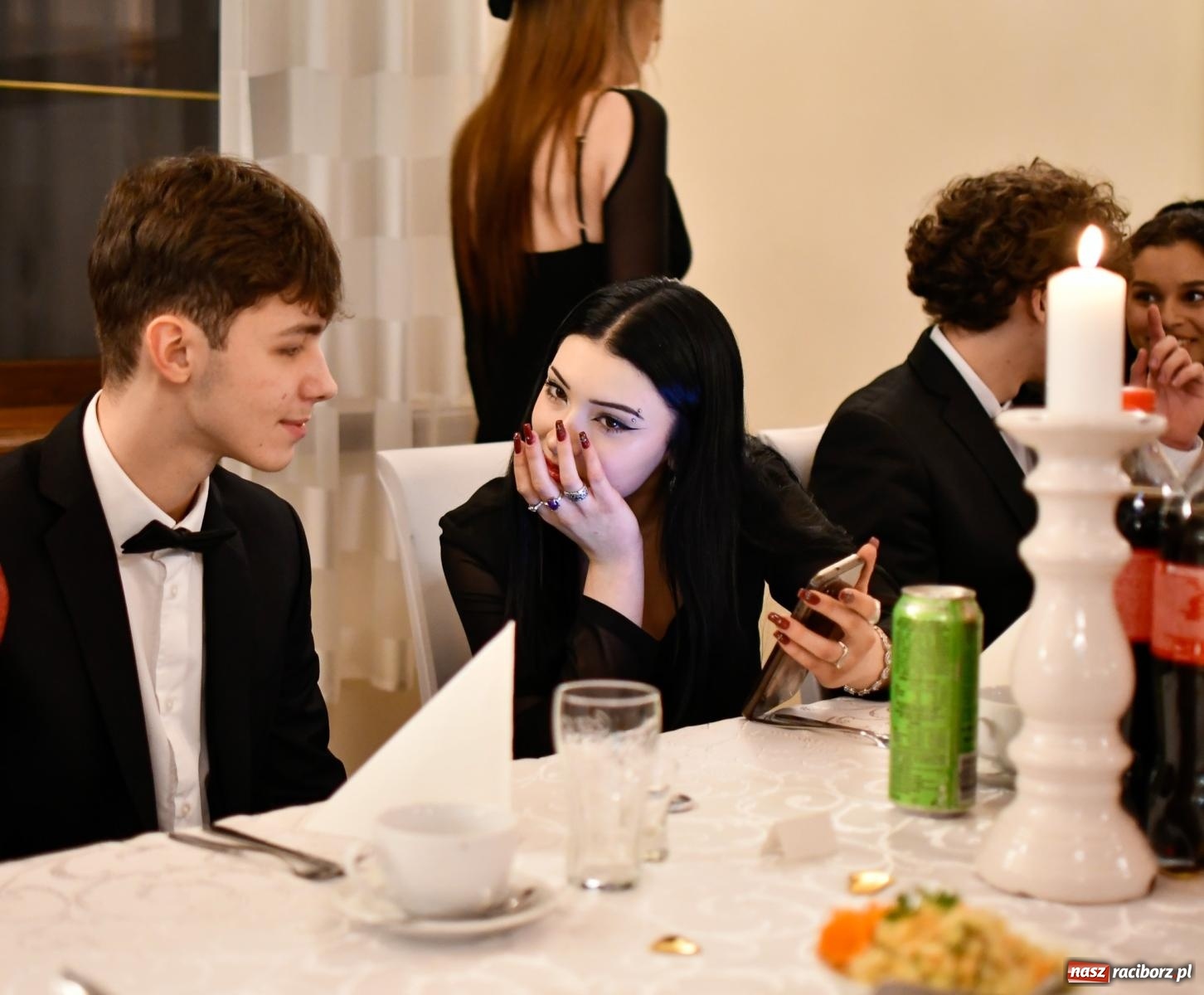 Zdjęcie w galerii na portalu naszraciborz.pl: Szalona studniówka raciborskiego Ekonomika [FOTO i WIDEO] wiadomości z regionu