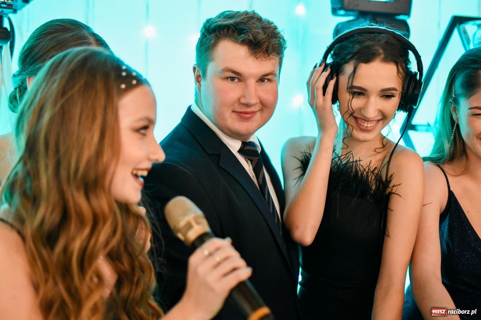 Zdjęcie w galerii na portalu naszraciborz.pl: Szalona studniówka raciborskiego Ekonomika [FOTO i WIDEO] wiadomości z regionu