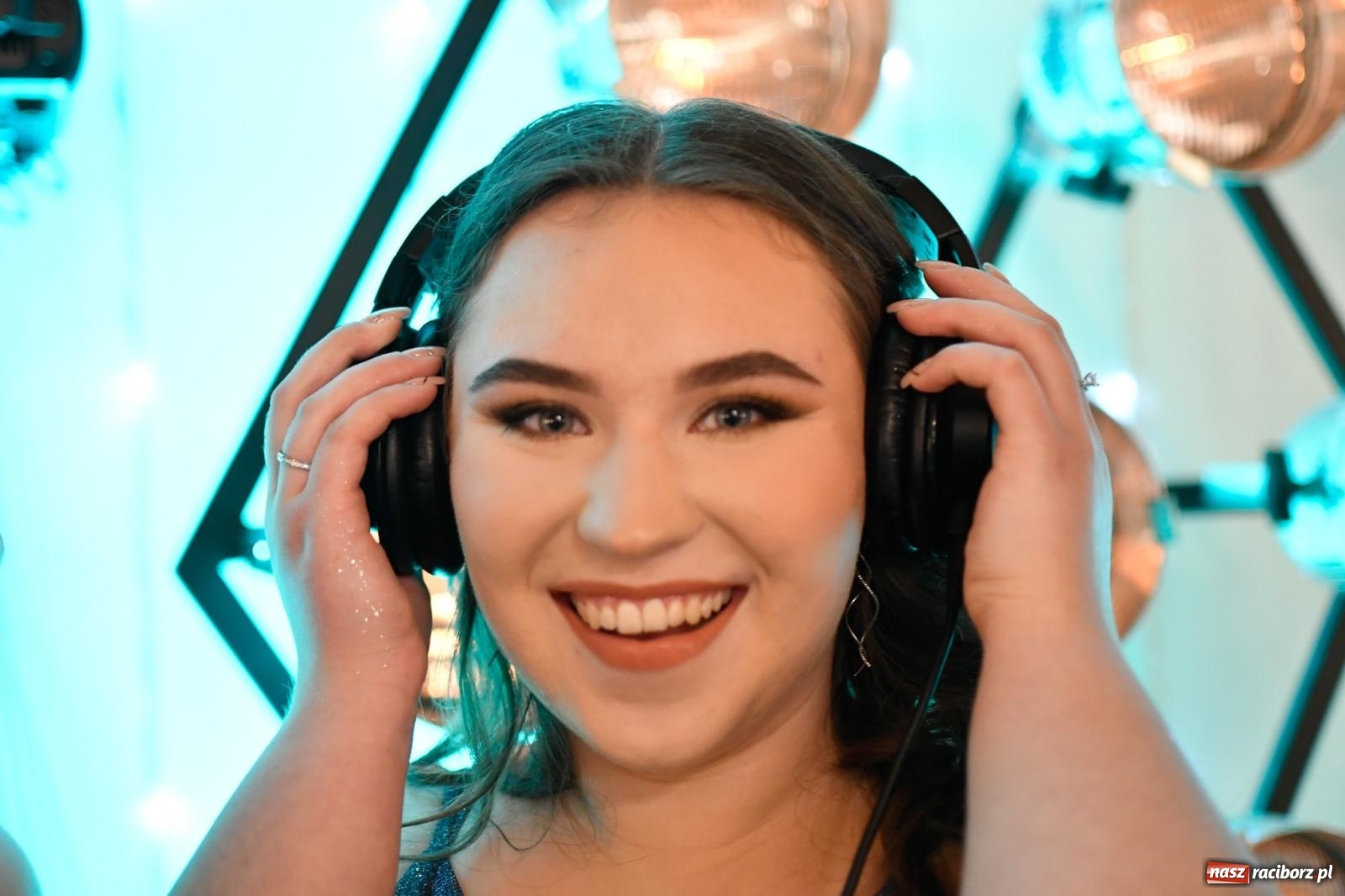 Zdjęcie w galerii na portalu naszraciborz.pl: Szalona studniówka raciborskiego Ekonomika [FOTO i WIDEO] wiadomości z regionu