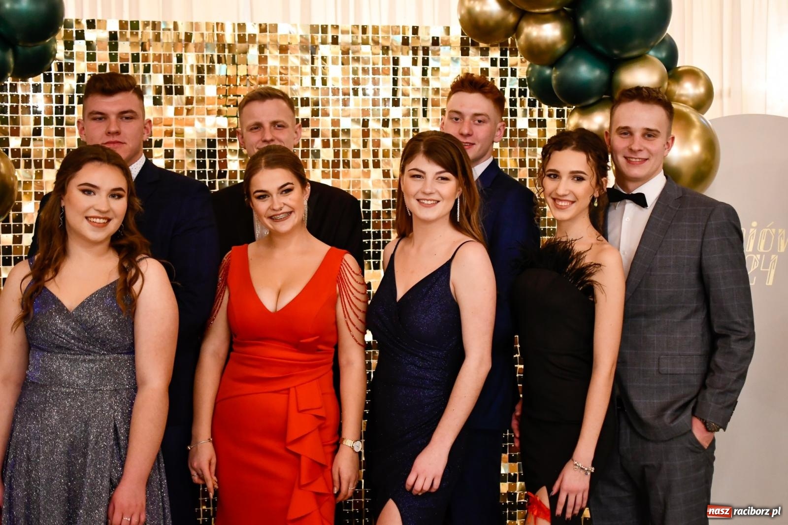 Zdjęcie w galerii na portalu naszraciborz.pl: Szalona studniówka raciborskiego Ekonomika [FOTO i WIDEO] wiadomości z regionu