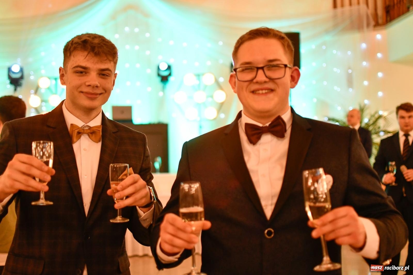 Zdjęcie w galerii na portalu naszraciborz.pl: Szalona studniówka raciborskiego Ekonomika [FOTO i WIDEO] wiadomości z regionu