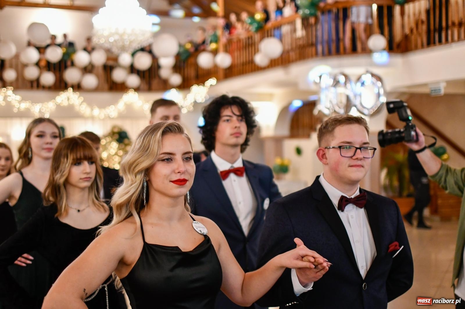 Zdjęcie w galerii na portalu naszraciborz.pl: Szalona studniówka raciborskiego Ekonomika [FOTO i WIDEO] wiadomości z regionu