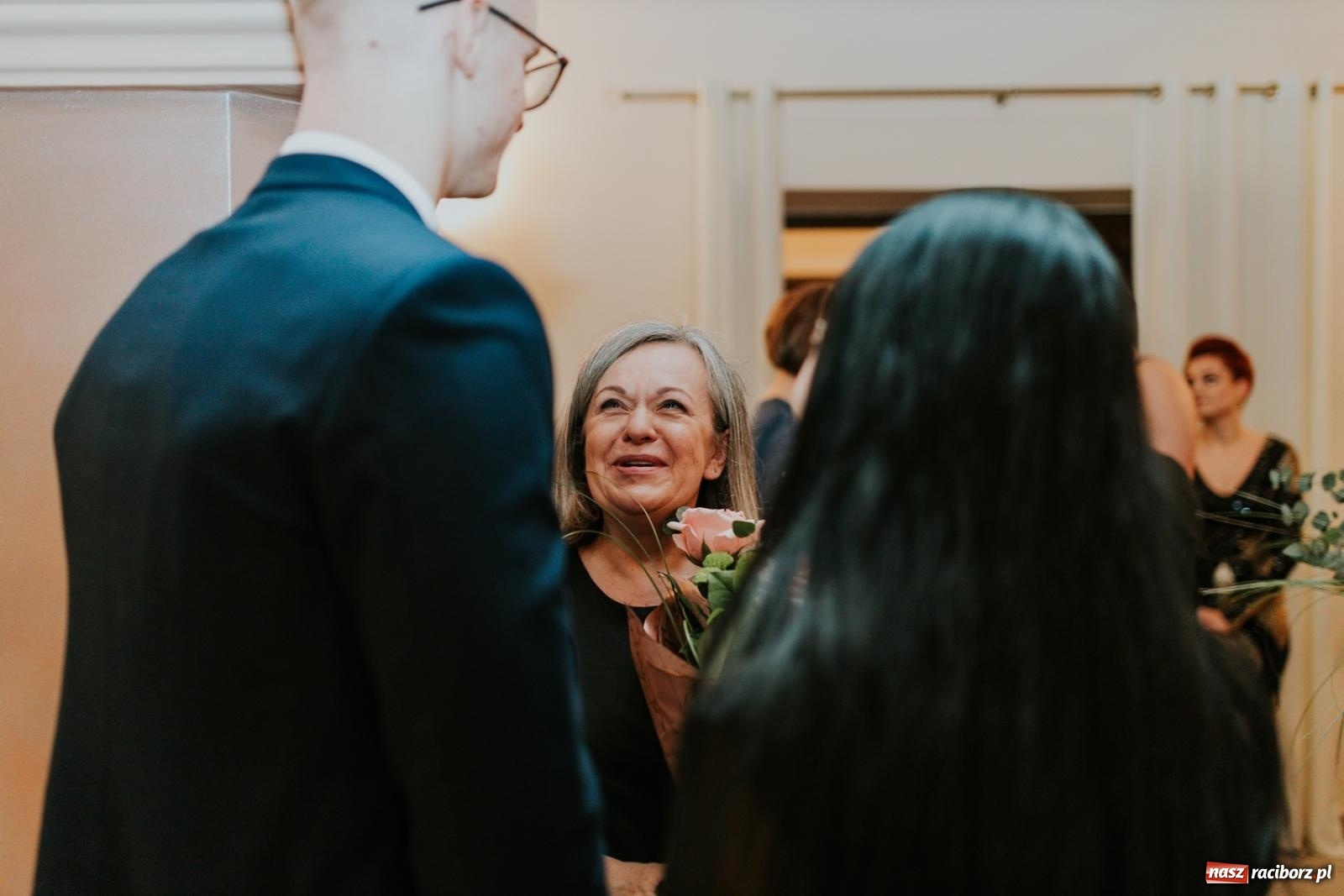 Zdjęcie w galerii na portalu naszraciborz.pl: Piękni i młodzi. Bal studniówkowy Ekonomika na bis! [FOTO] wiadomości z regionu