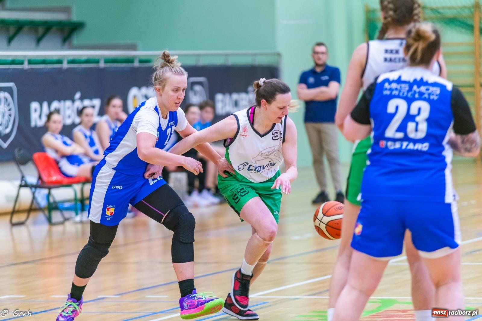 Zdjęcie w galerii na portalu naszraciborz.pl: Koszykówka. Wrocław znów za mocny. Sroga porażka RKK [FOTO i WIDEO] wiadomości z regionu