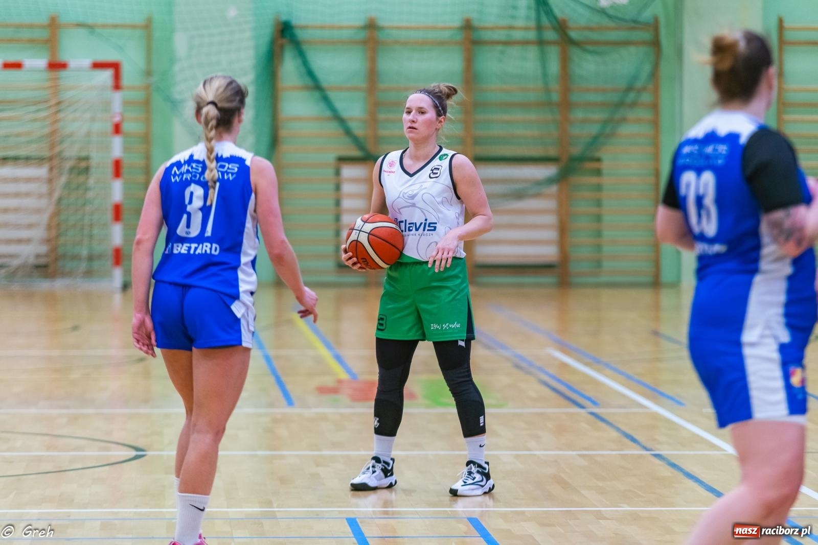 Zdjęcie w galerii na portalu naszraciborz.pl: Koszykówka. Wrocław znów za mocny. Sroga porażka RKK [FOTO i WIDEO] wiadomości z regionu