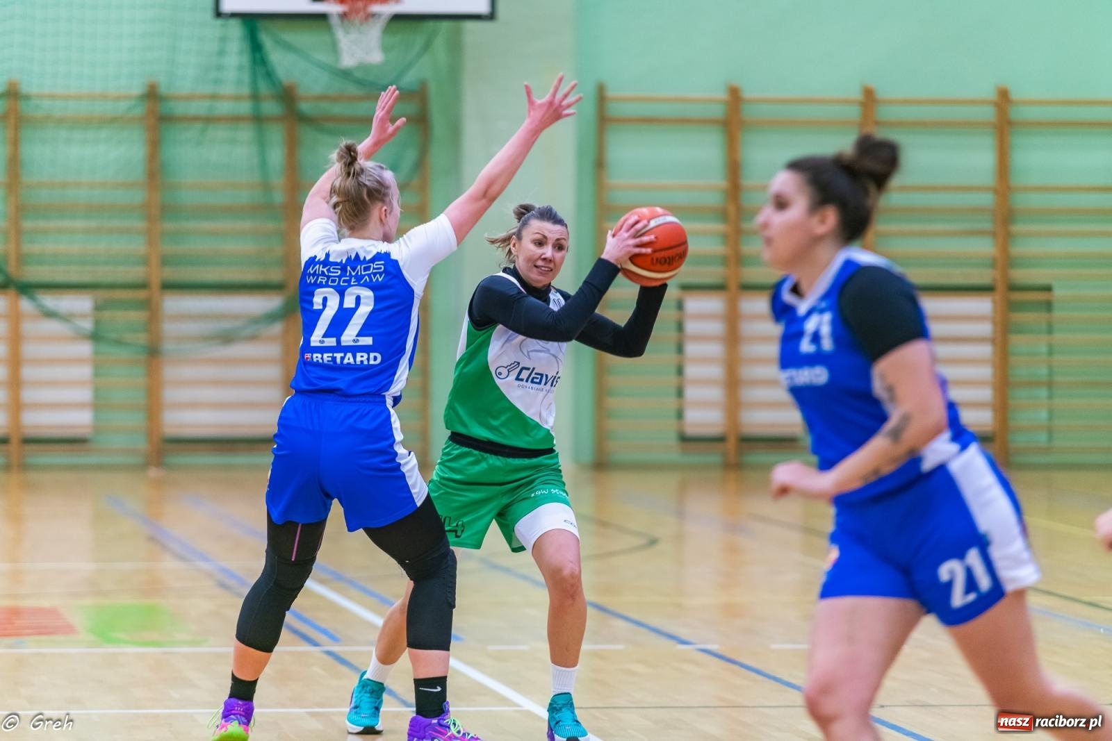 Zdjęcie w galerii na portalu naszraciborz.pl: Koszykówka. Wrocław znów za mocny. Sroga porażka RKK [FOTO i WIDEO] wiadomości z regionu