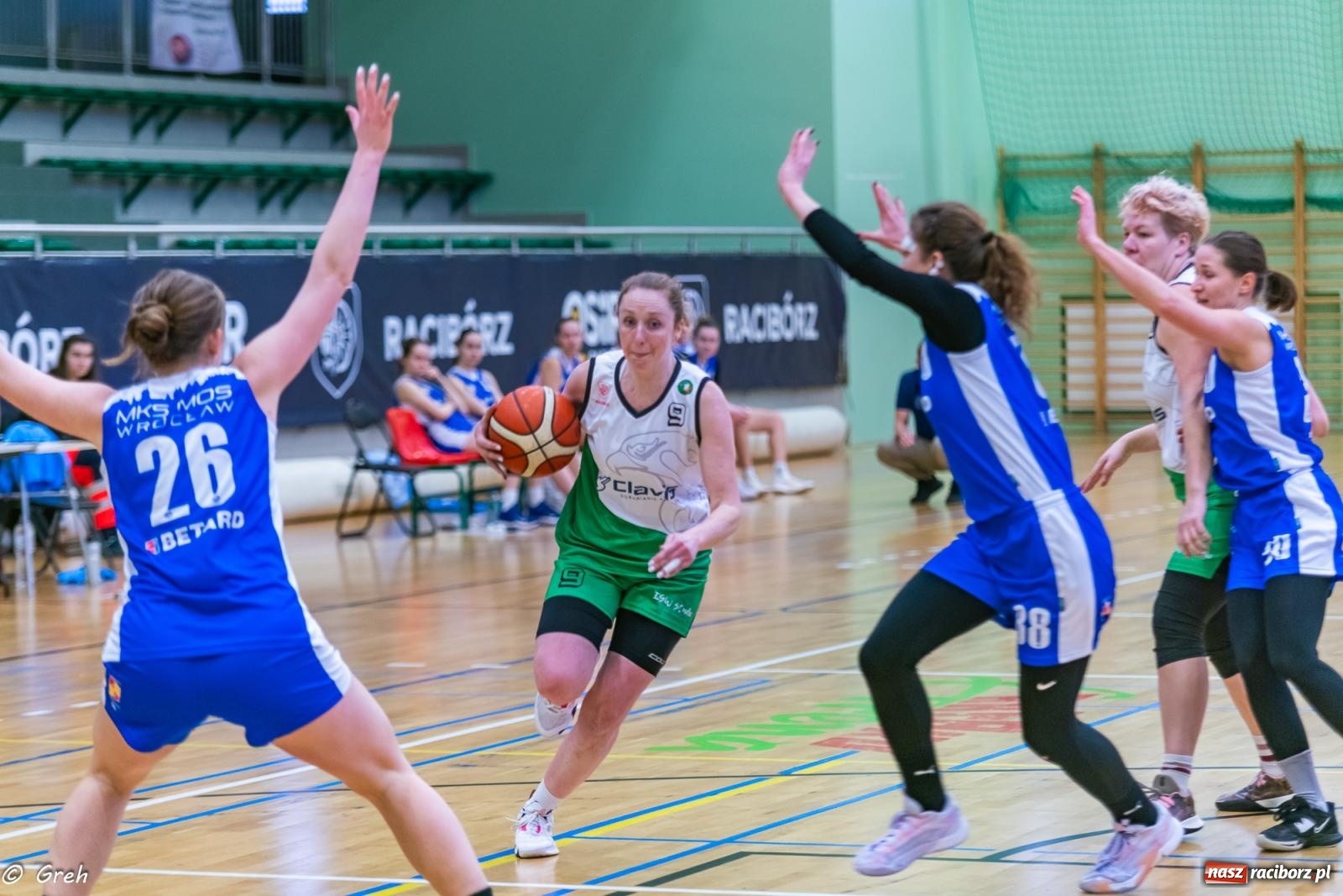Zdjęcie w galerii na portalu naszraciborz.pl: Koszykówka. Wrocław znów za mocny. Sroga porażka RKK [FOTO i WIDEO] wiadomości z regionu