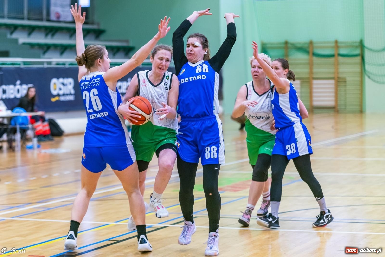 Zdjęcie w galerii na portalu naszraciborz.pl: Koszykówka. Wrocław znów za mocny. Sroga porażka RKK [FOTO i WIDEO] wiadomości z regionu