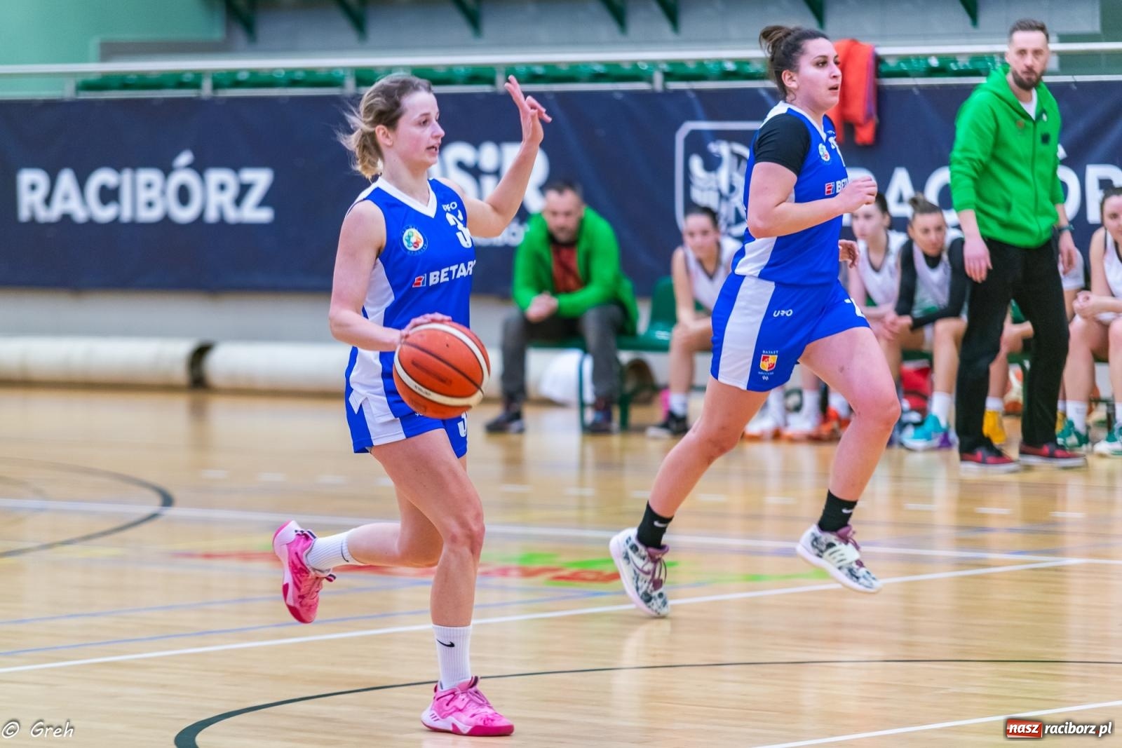 Zdjęcie w galerii na portalu naszraciborz.pl: Koszykówka. Wrocław znów za mocny. Sroga porażka RKK [FOTO i WIDEO] wiadomości z regionu