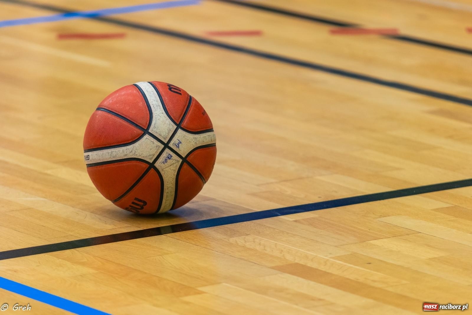 Zdjęcie w galerii na portalu naszraciborz.pl: Koszykówka. Wrocław znów za mocny. Sroga porażka RKK [FOTO i WIDEO] wiadomości z regionu