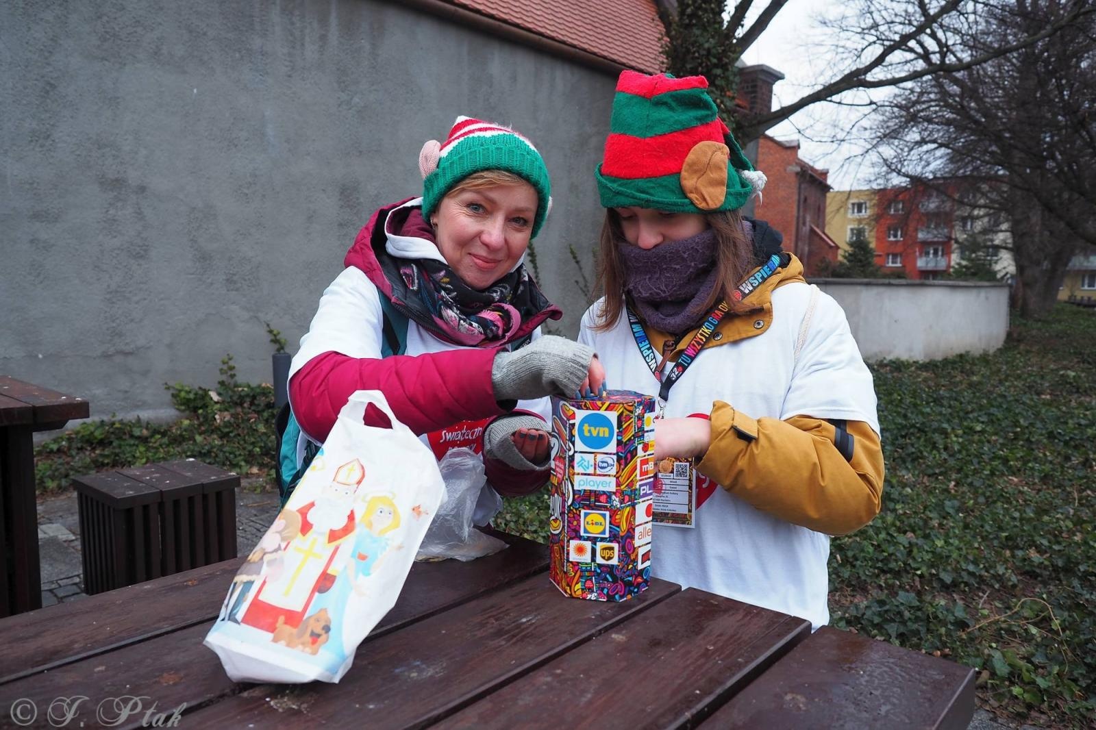 Zdjęcie w galerii na portalu naszraciborz.pl: Raciborska WOŚP już gra. W programie liczne atrakcje! wiadomości z regionu