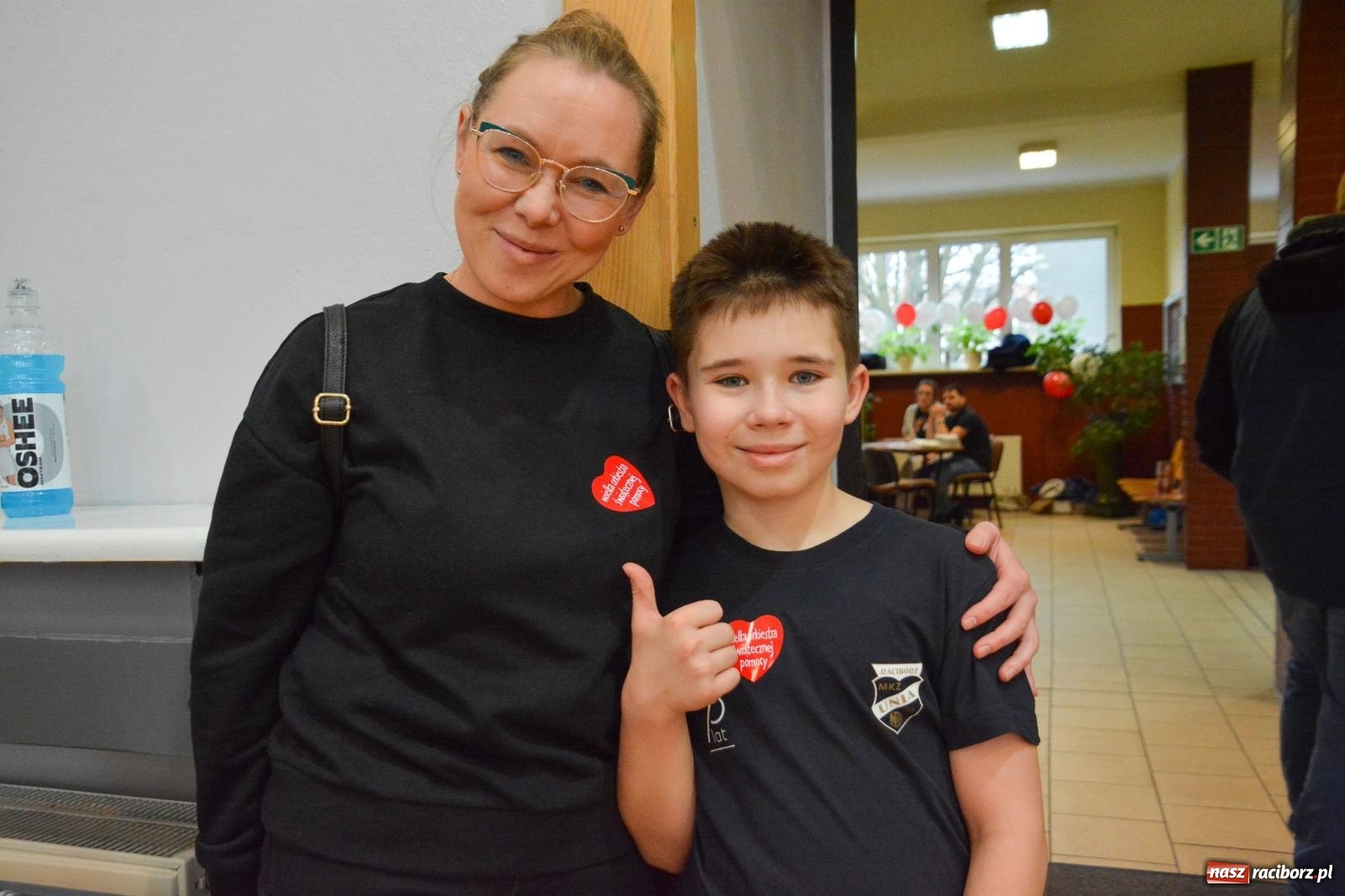 Zdjęcie w galerii na portalu naszraciborz.pl: Tu wszystko gra! Charytatywny mecz siatkówki na 32. finał WOŚP w Raciborzu wiadomości z regionu