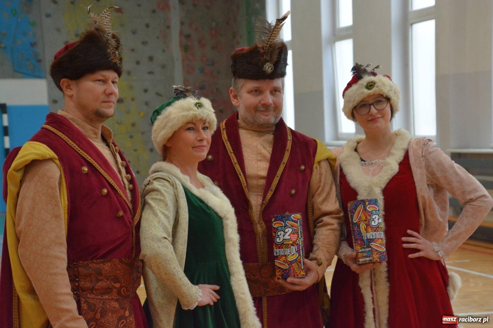 Zdjęcie w galerii na portalu naszraciborz.pl: Raciborzanie zatańczyli na żywo Poloneza w TVP [FOTO i WIDEO] wiadomości z regionu