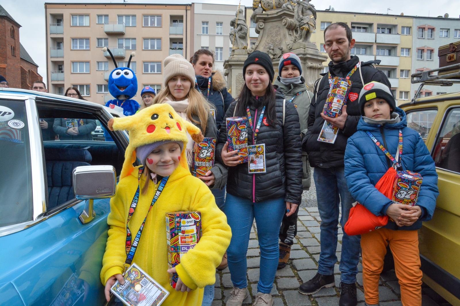 Zdjęcie w galerii na portalu naszraciborz.pl: Orkiestra gra i gotuje na raciborskim Rynku [FOTO i WIDEO] wiadomości z regionu