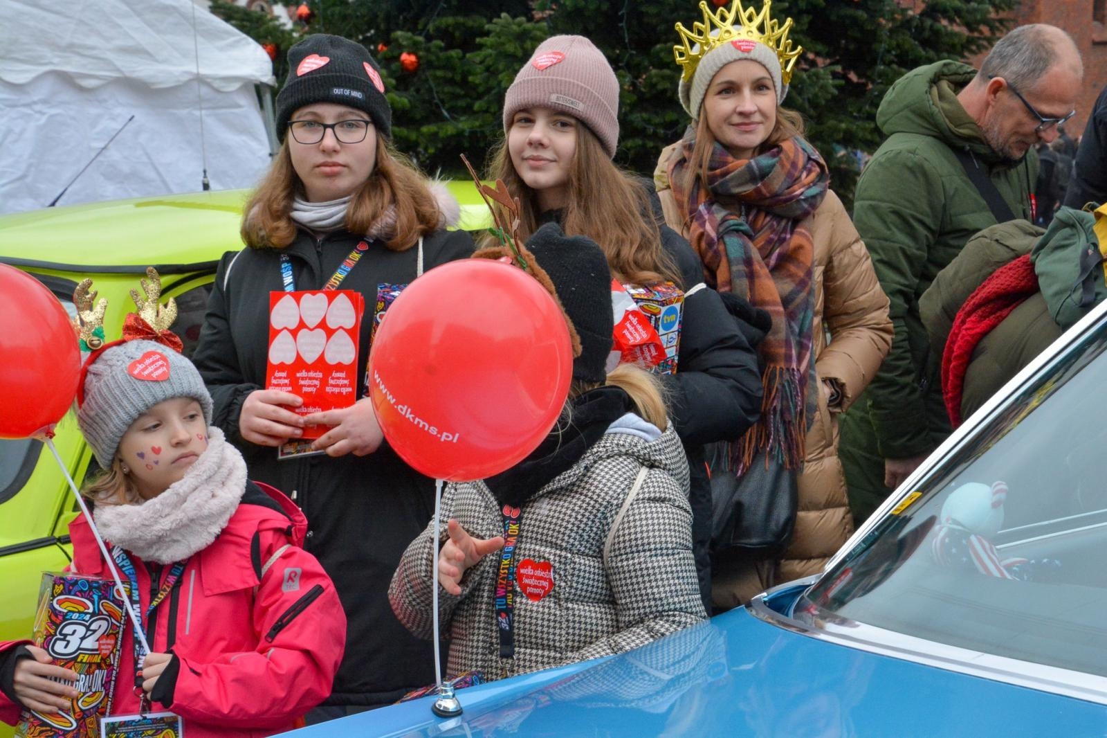 Zdjęcie w galerii na portalu naszraciborz.pl: Orkiestra gra i gotuje na raciborskim Rynku [FOTO i WIDEO] wiadomości z regionu