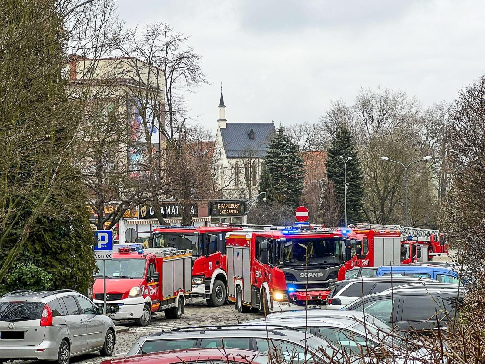 Zdjęcie w galerii na portalu naszraciborz.pl: Z pikniku WOŚP alarmowo do akcji. Wezwanie przyszło z Odrzańskiej wiadomości z regionu