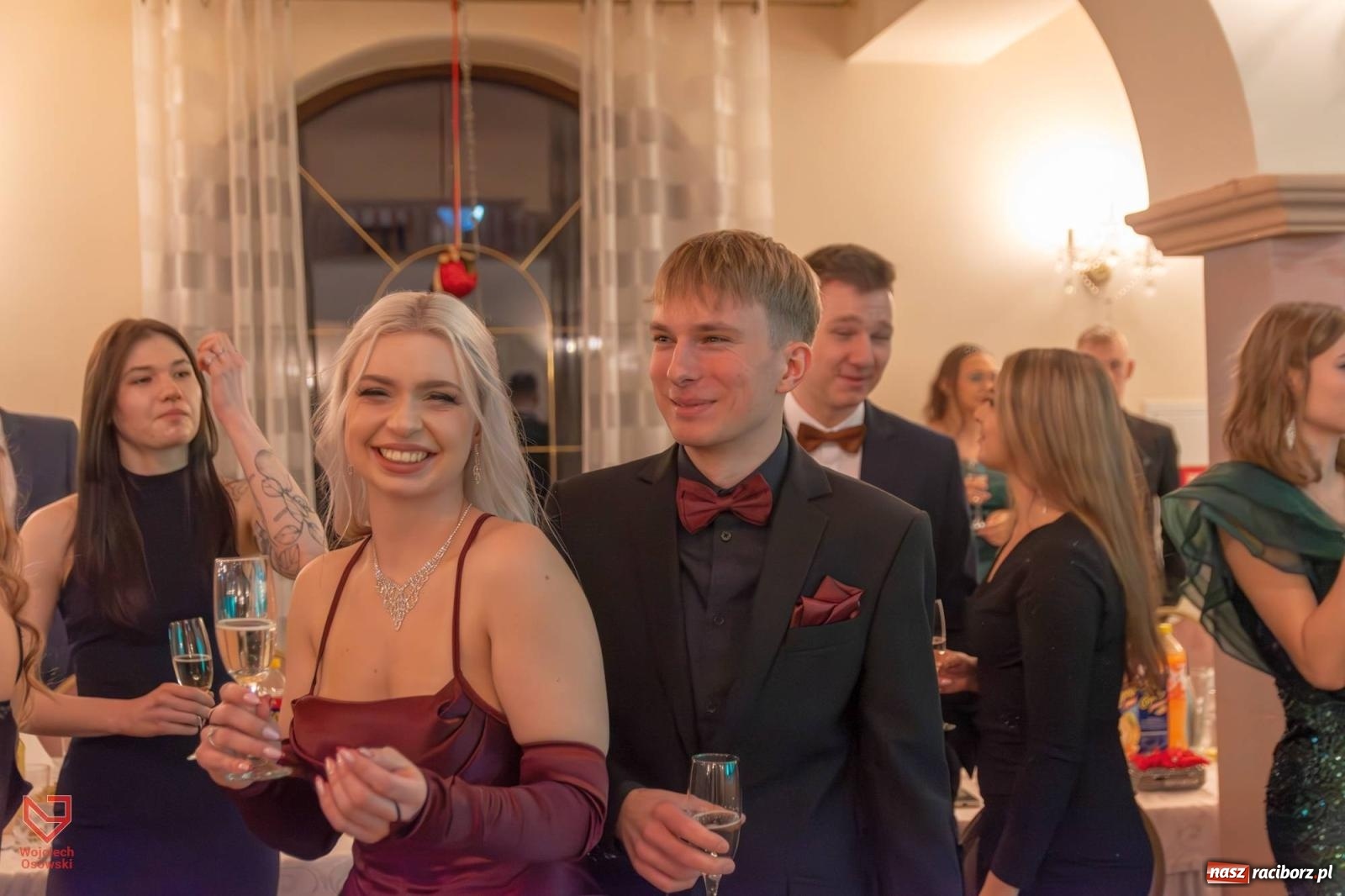 Zdjęcie w galerii na portalu naszraciborz.pl: Ach! Cóż to był za BAL! Ekonomik raz jeszcze wiadomości z regionu