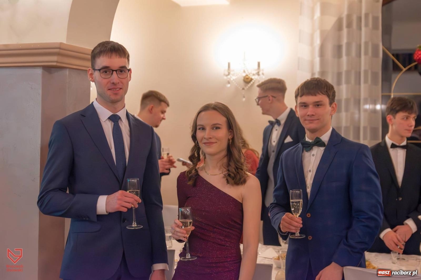 Zdjęcie w galerii na portalu naszraciborz.pl: Ach! Cóż to był za BAL! Ekonomik raz jeszcze wiadomości z regionu