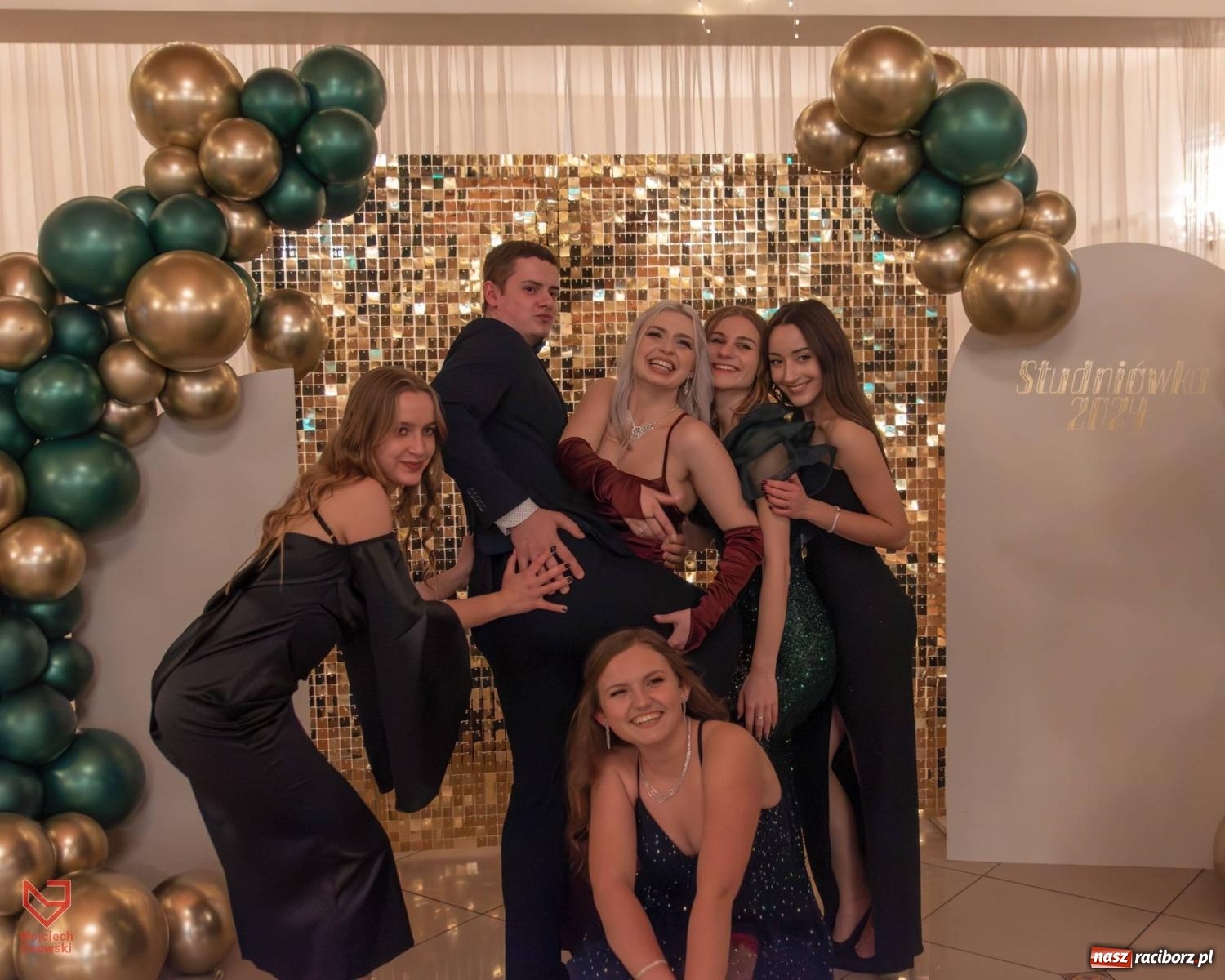 Zdjęcie w galerii na portalu naszraciborz.pl: Ach! Cóż to był za BAL! Ekonomik raz jeszcze wiadomości z regionu