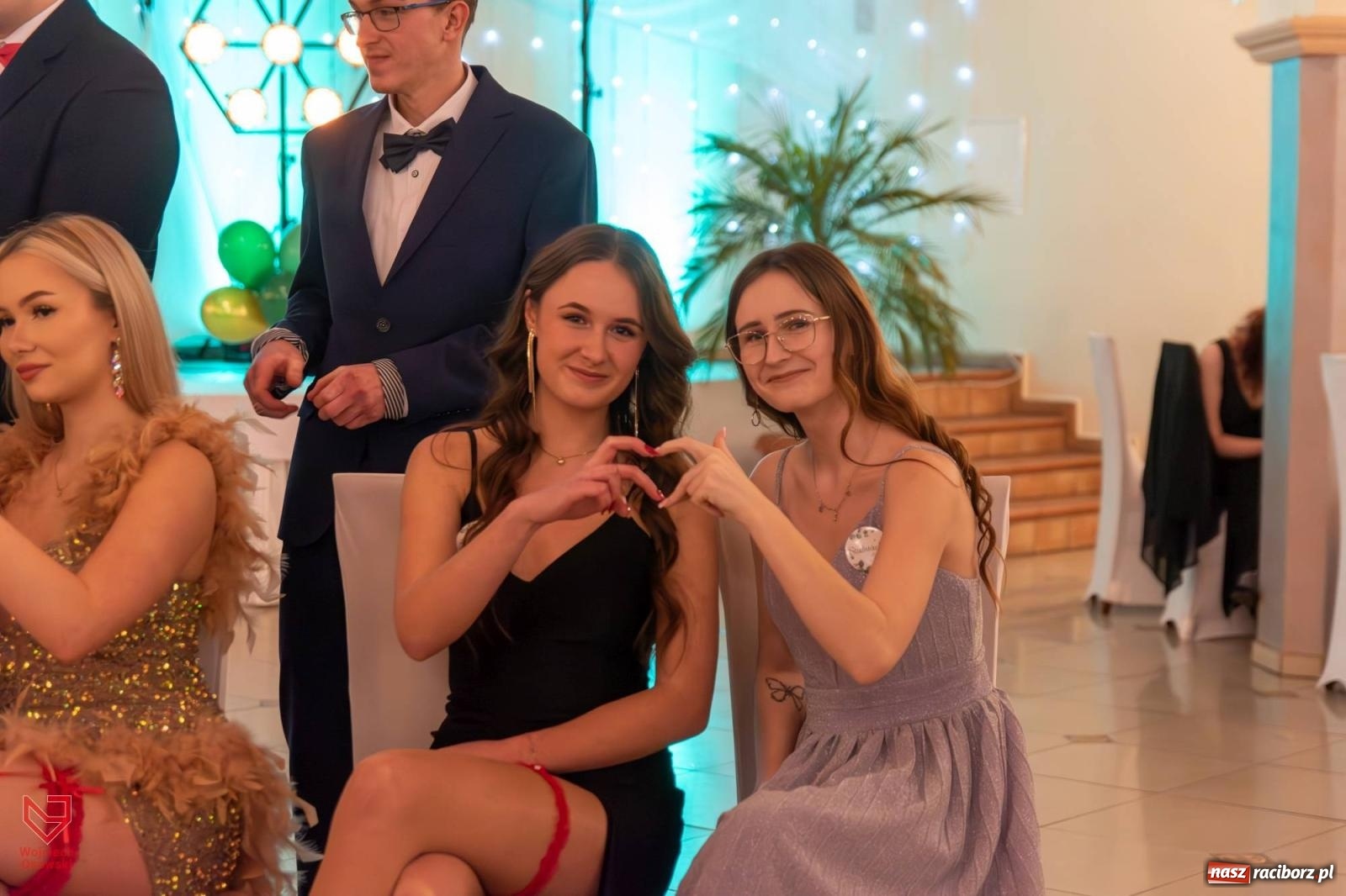 Zdjęcie w galerii na portalu naszraciborz.pl: Ach! Cóż to był za BAL! Ekonomik raz jeszcze wiadomości z regionu