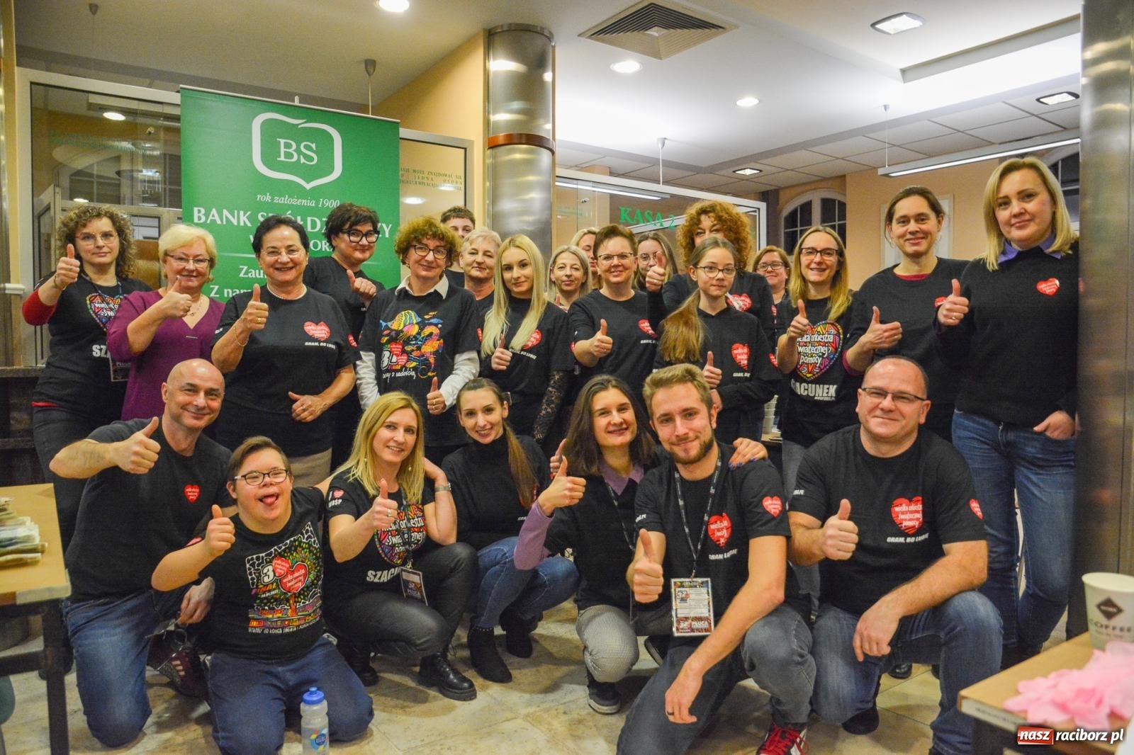 Zdjęcie w galerii na portalu naszraciborz.pl: Bank Spółdzielczy w Raciborzu dziewiętnasty raz gra z Orkiestrą wiadomości z regionu