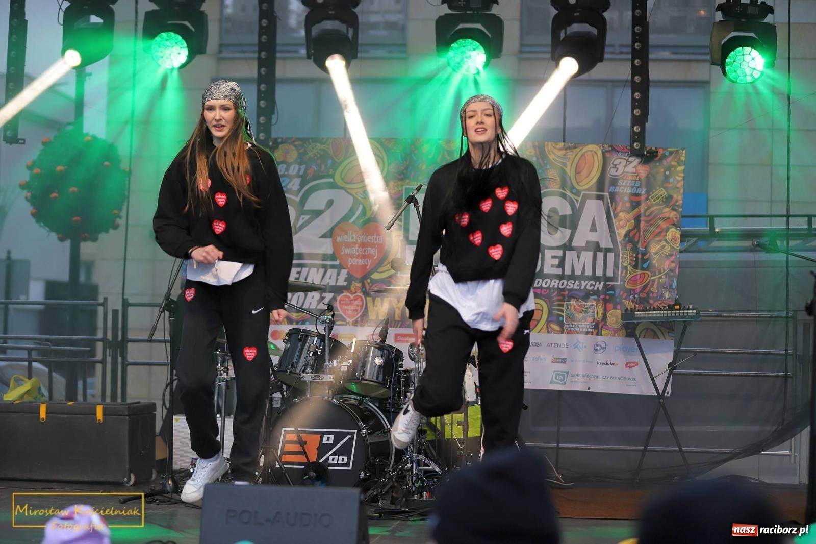Zdjęcie w galerii na portalu naszraciborz.pl: Hip-hop i Skaza. Orkiestrowe taneczne show [FOTO i WIDEO] wiadomości z regionu