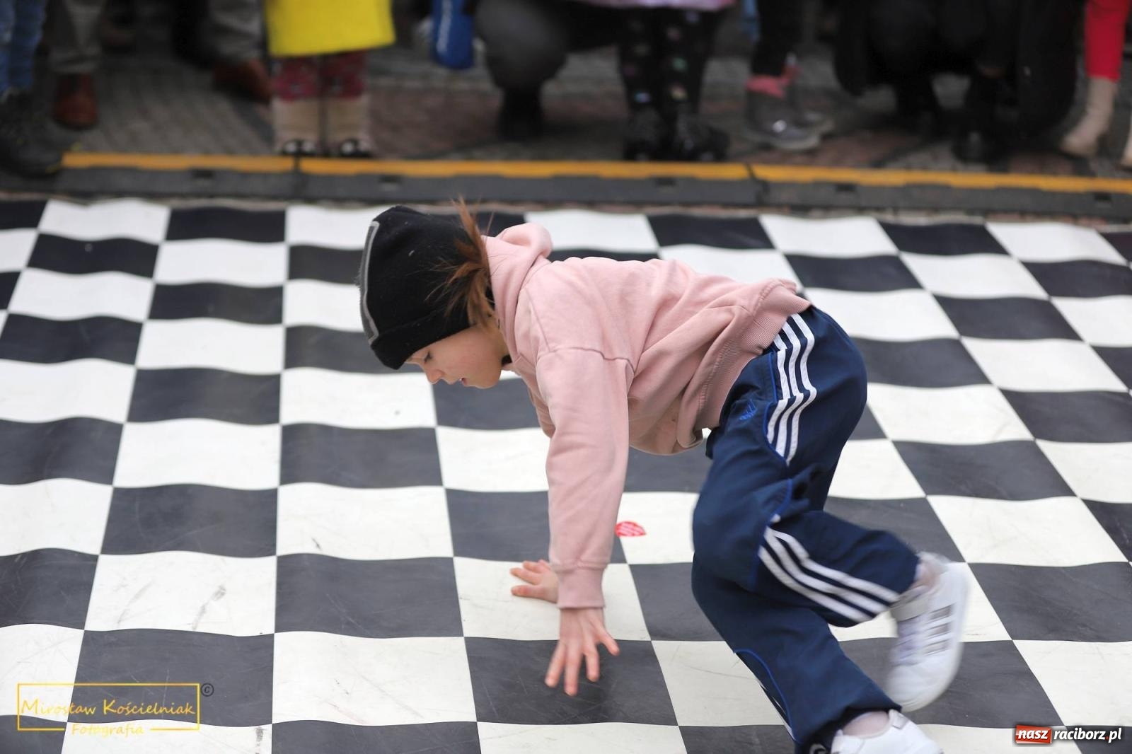 Zdjęcie w galerii na portalu naszraciborz.pl: Hip-hop i Skaza. Orkiestrowe taneczne show [FOTO i WIDEO] wiadomości z regionu