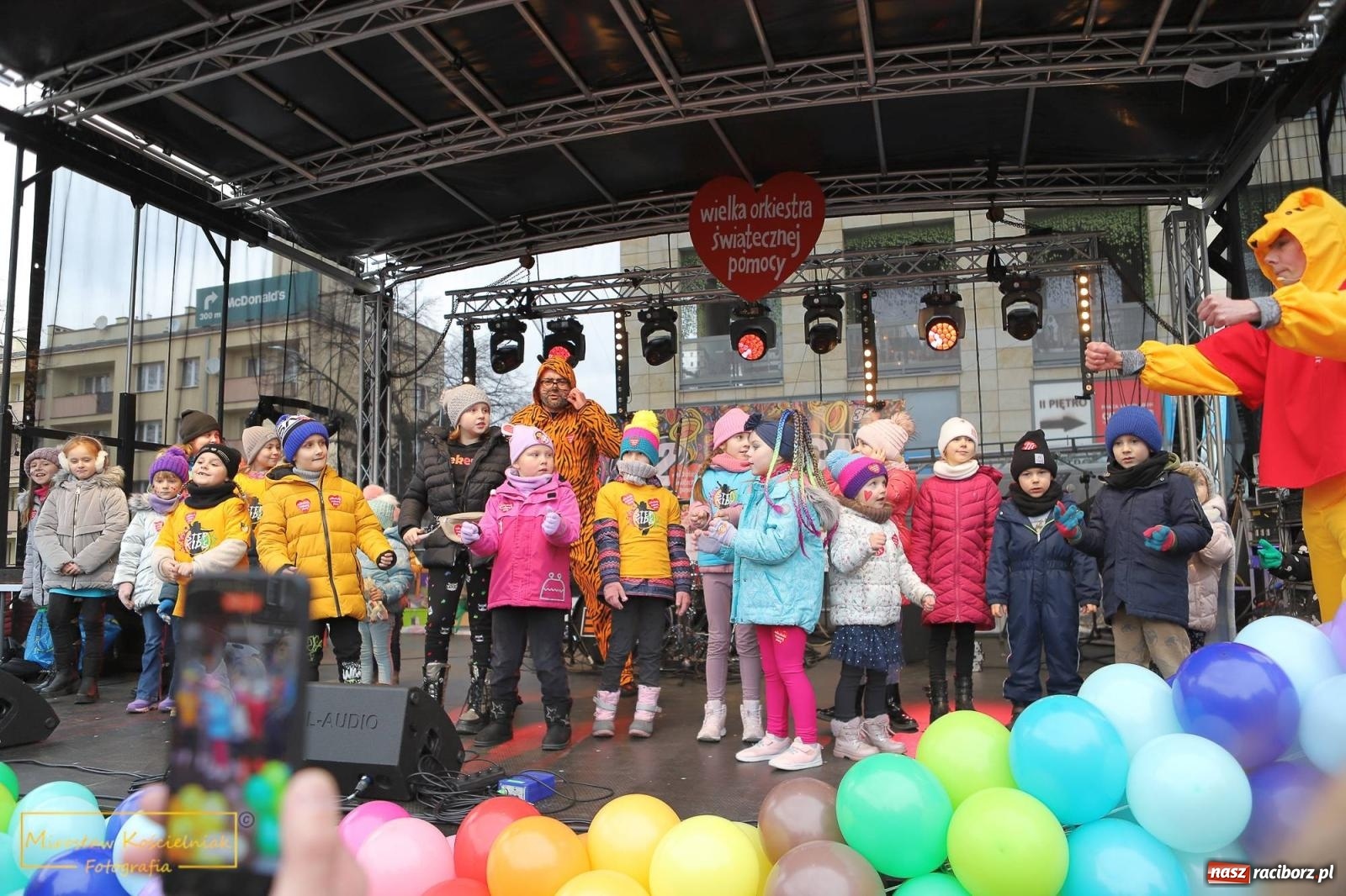 Zdjęcie w galerii na portalu naszraciborz.pl: Kubuś Puchatek, Tygrysek i zumba [FOTO i WIDEO] wiadomości z regionu