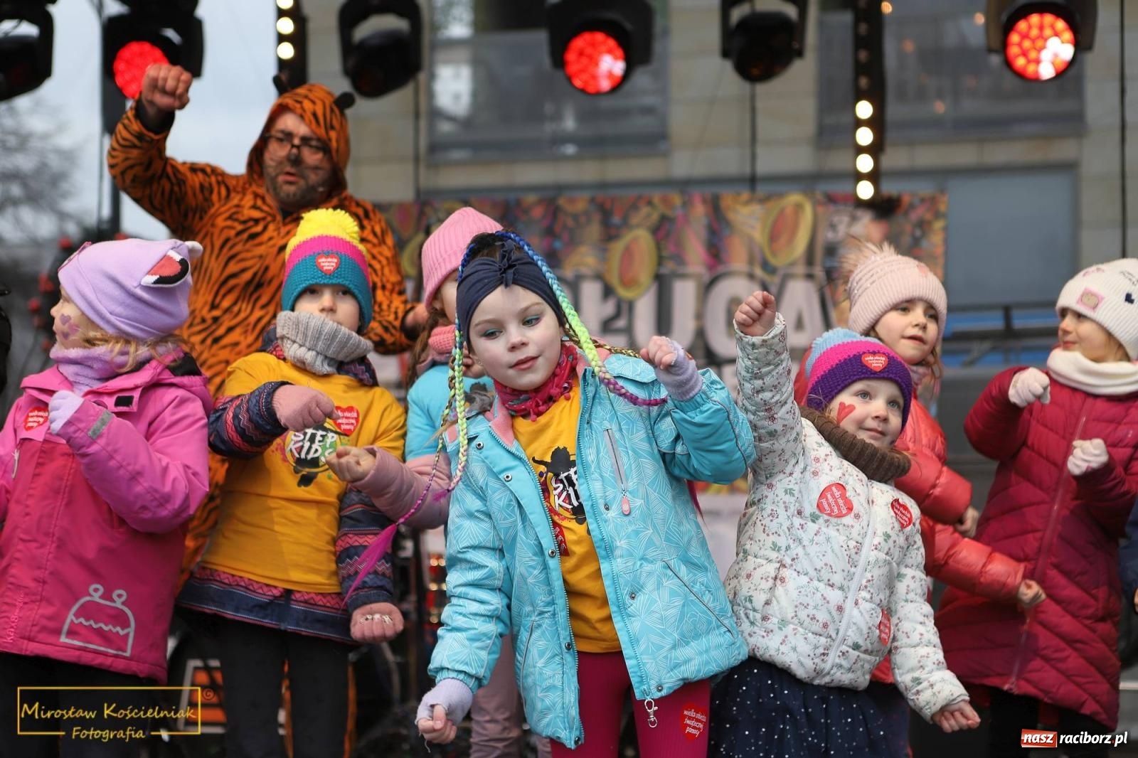 Zdjęcie w galerii na portalu naszraciborz.pl: Kubuś Puchatek, Tygrysek i zumba [FOTO i WIDEO] wiadomości z regionu