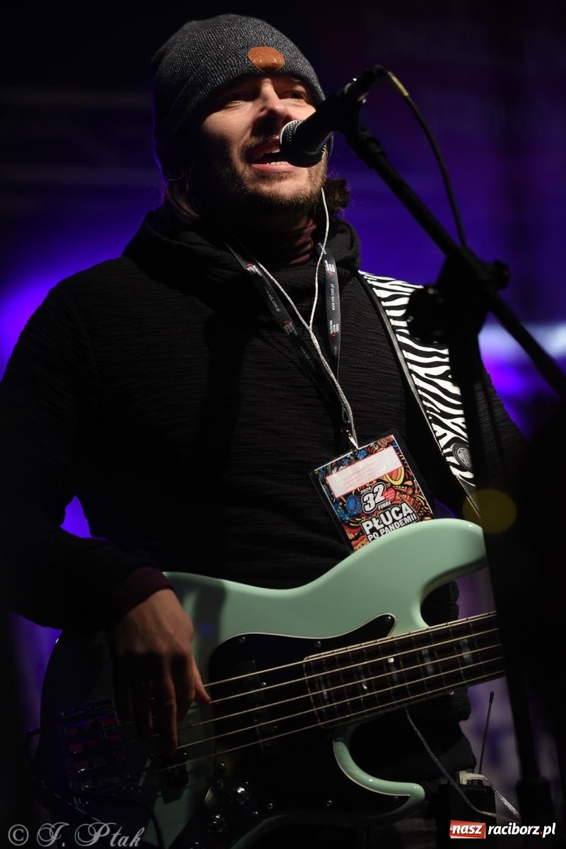 Zdjęcie w galerii na portalu naszraciborz.pl: Pogoria i Trzy Promile. Muzycznie na 32. Finale WOŚP w Raciborzu wiadomości z regionu