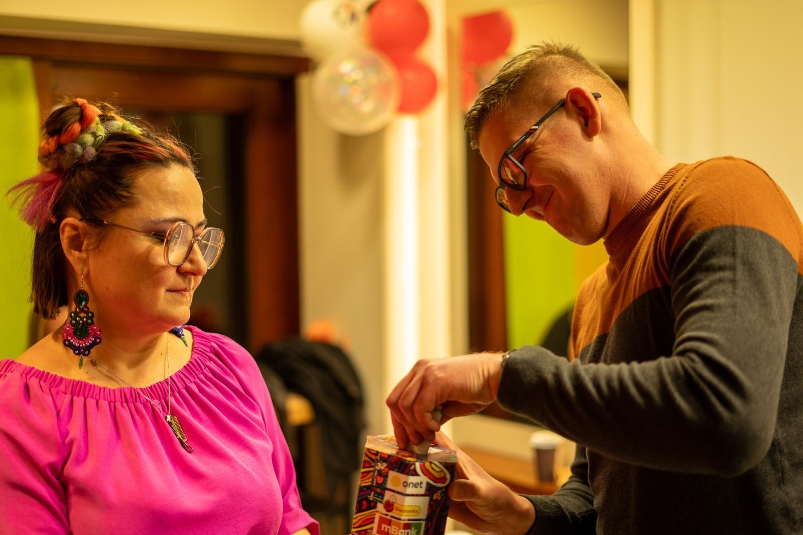 Zdjęcie w galerii na portalu naszraciborz.pl: Wielka Orkiestra Świątecznej Pomocy w powiecie raciborski. Wyniki zbiórek wiadomości z regionu