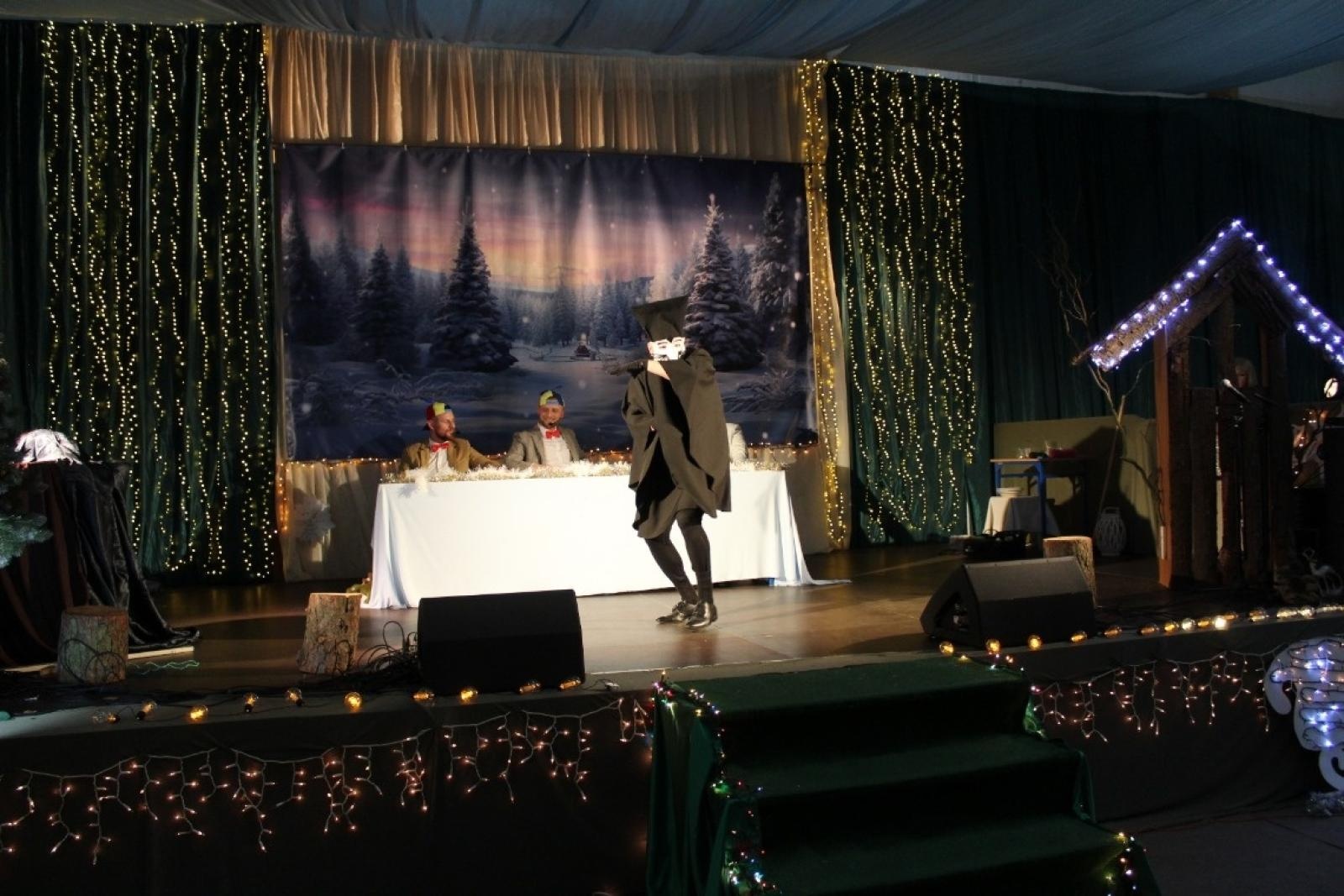 Zdjęcie w galerii na portalu naszraciborz.pl: Bajkowy koncert noworoczny w Szkole Podstawowej w Lubomi wiadomości z regionu