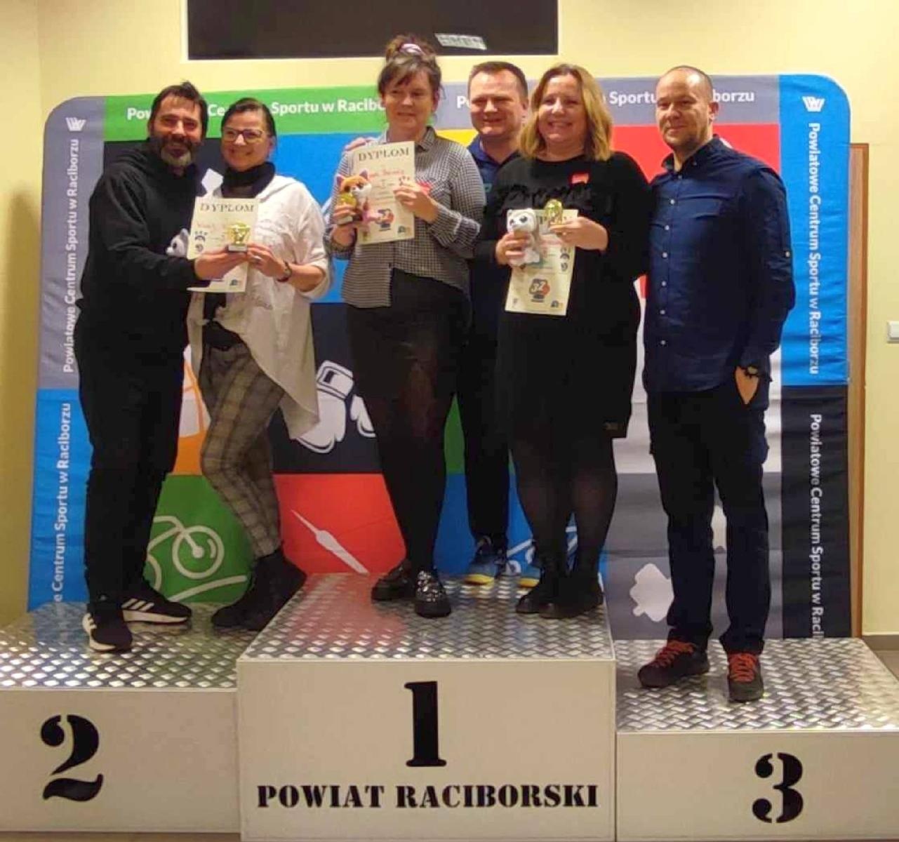 Zdjęcie w galerii na portalu naszraciborz.pl: Liga Steel Darta wpisała się w finał WOŚP wiadomości z regionu