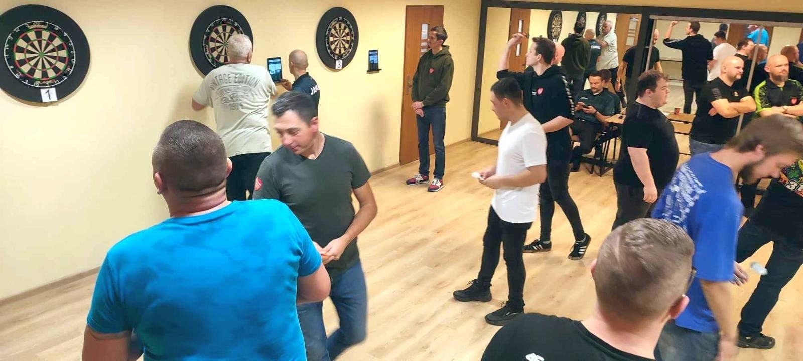 Zdjęcie w galerii na portalu naszraciborz.pl: Liga Steel Darta wpisała się w finał WOŚP wiadomości z regionu