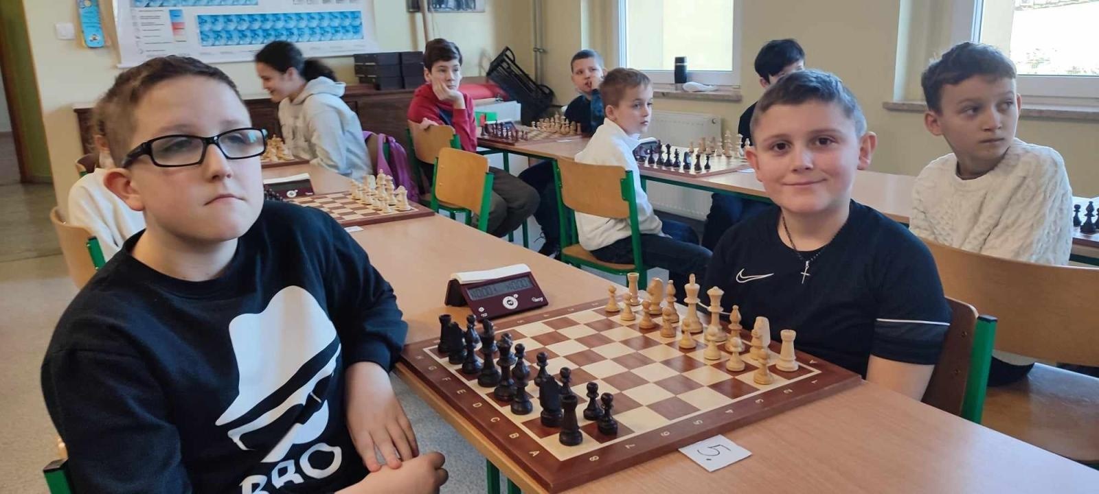 Zdjęcie w galerii na portalu naszraciborz.pl: Szachowe zmagania w Tworkowie wiadomości z regionu