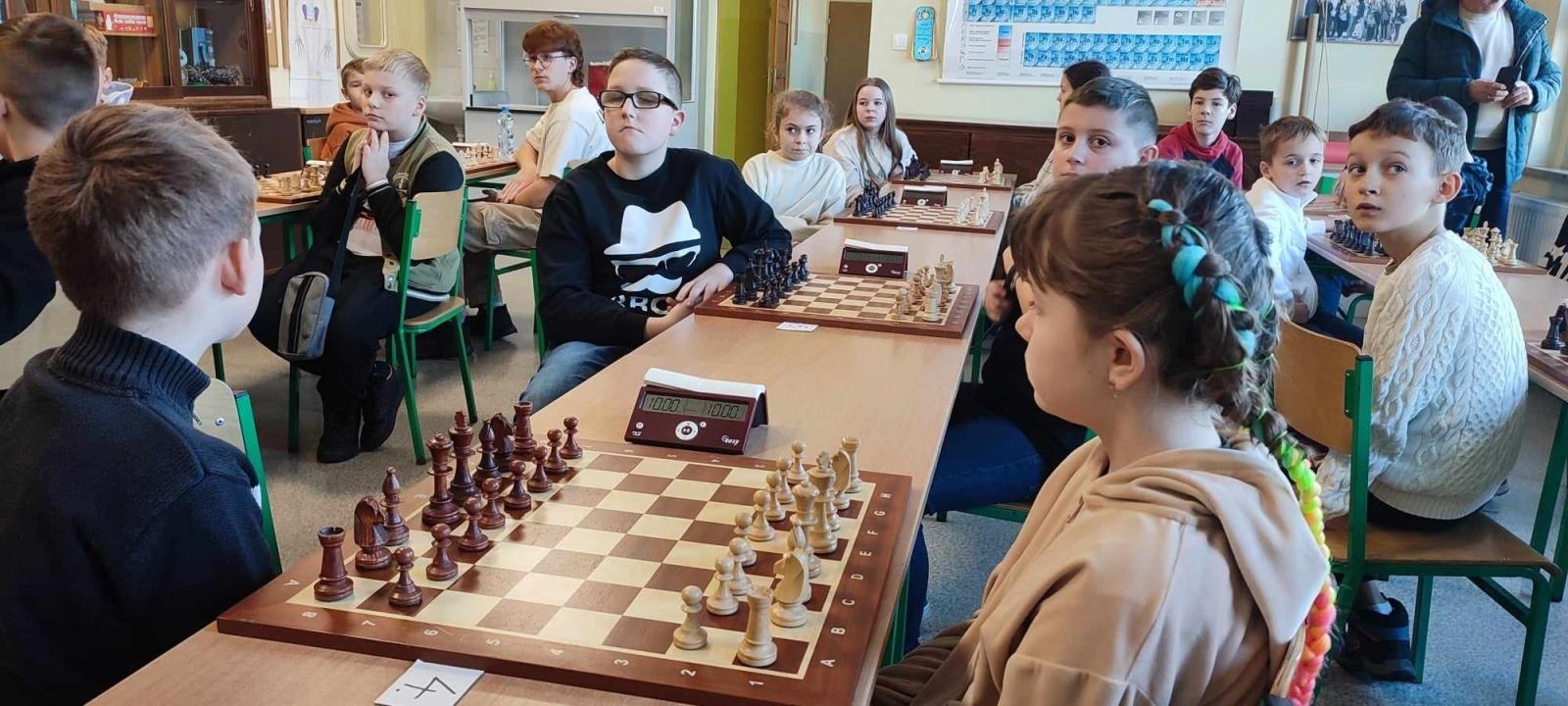 Zdjęcie w galerii na portalu naszraciborz.pl: Szachowe zmagania w Tworkowie wiadomości z regionu