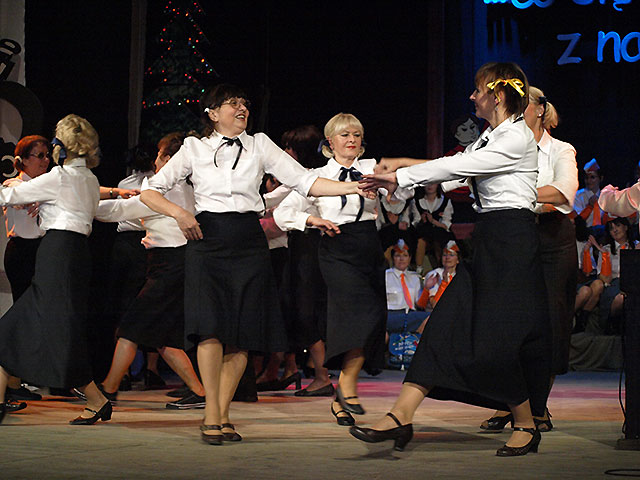 Zdjęcie w galerii na portalu naszraciborz.pl: Gwiazdka serc - udany show w Strzesze wiadomości z regionu