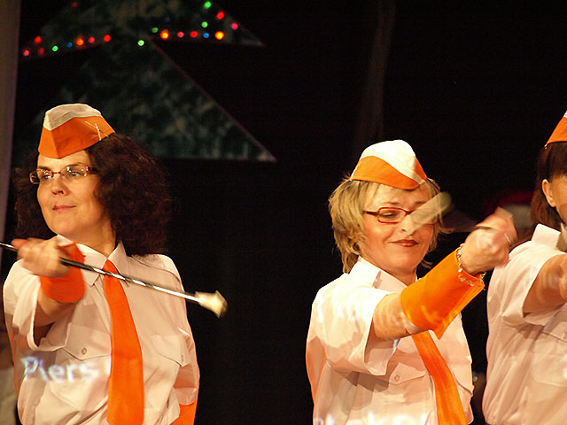 Zdjęcie w galerii na portalu naszraciborz.pl: Gwiazdka serc - udany show w Strzesze wiadomości z regionu