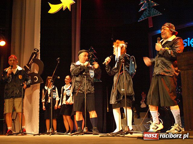 Zdjęcie w galerii na portalu naszraciborz.pl: Gwiazdka serc - udany show w Strzesze wiadomości z regionu
