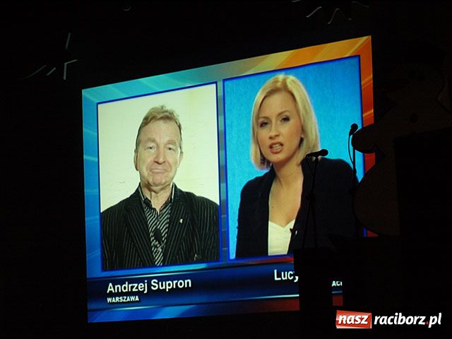 Zdjęcie w galerii na portalu naszraciborz.pl: Gwiazdka serc - udany show w Strzesze wiadomości z regionu