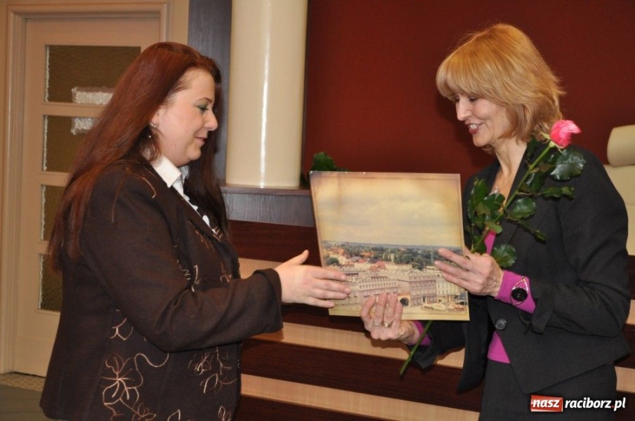 Zdjęcie w galerii na portalu naszraciborz.pl: Sięgnąć po tytuł profesora oświaty... wiadomości z regionu