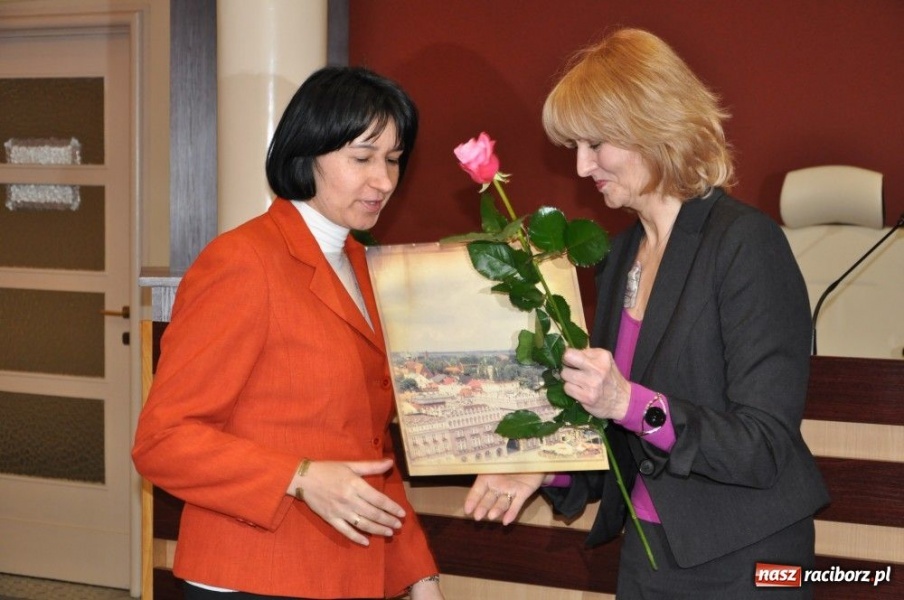 Zdjęcie w galerii na portalu naszraciborz.pl: Sięgnąć po tytuł profesora oświaty... wiadomości z regionu