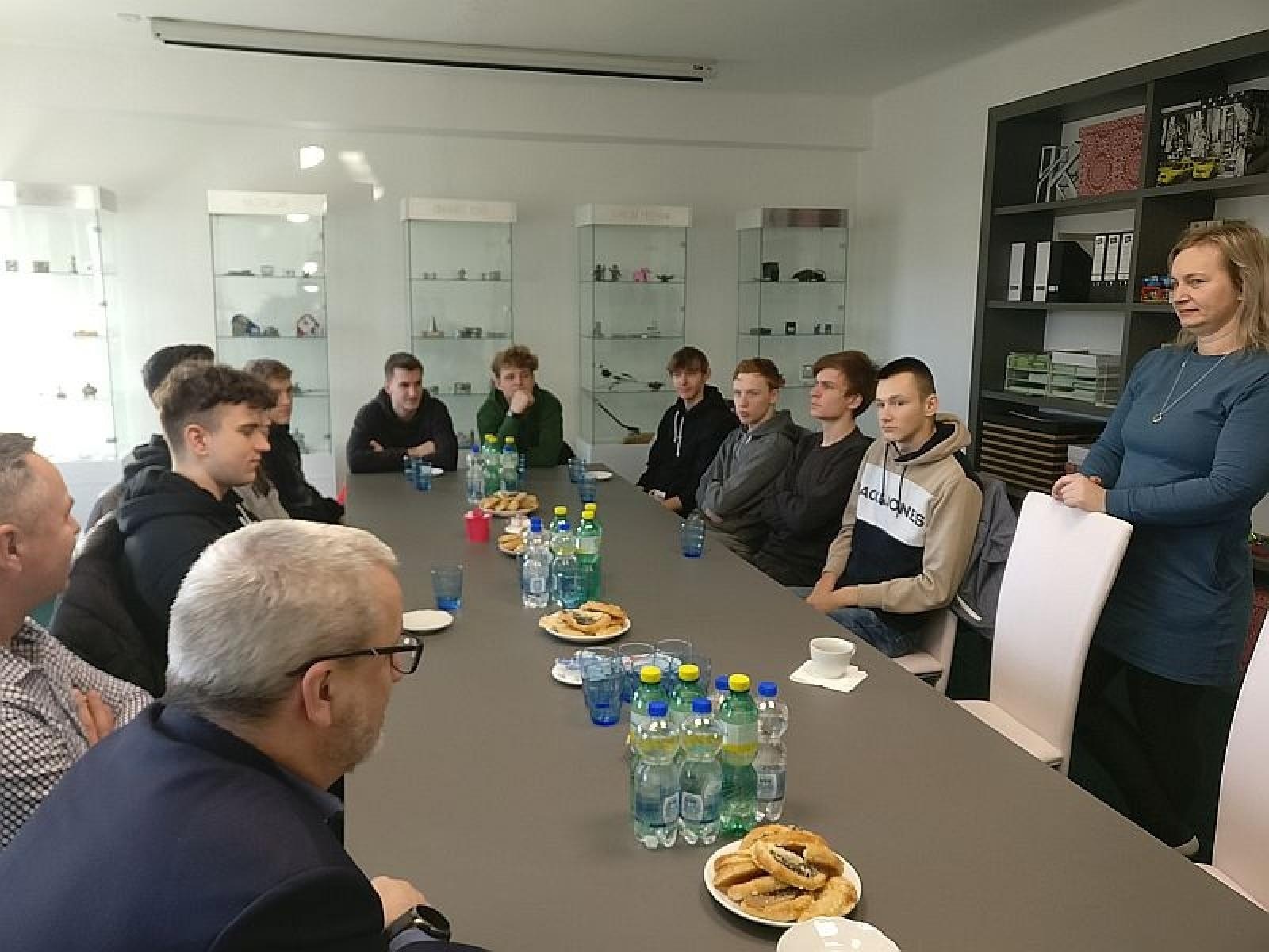 Zdjęcie w galerii na portalu naszraciborz.pl: Ferie z Erasmusem. Uczniowie Mechanika na praktyce zagranicznej wiadomości z regionu