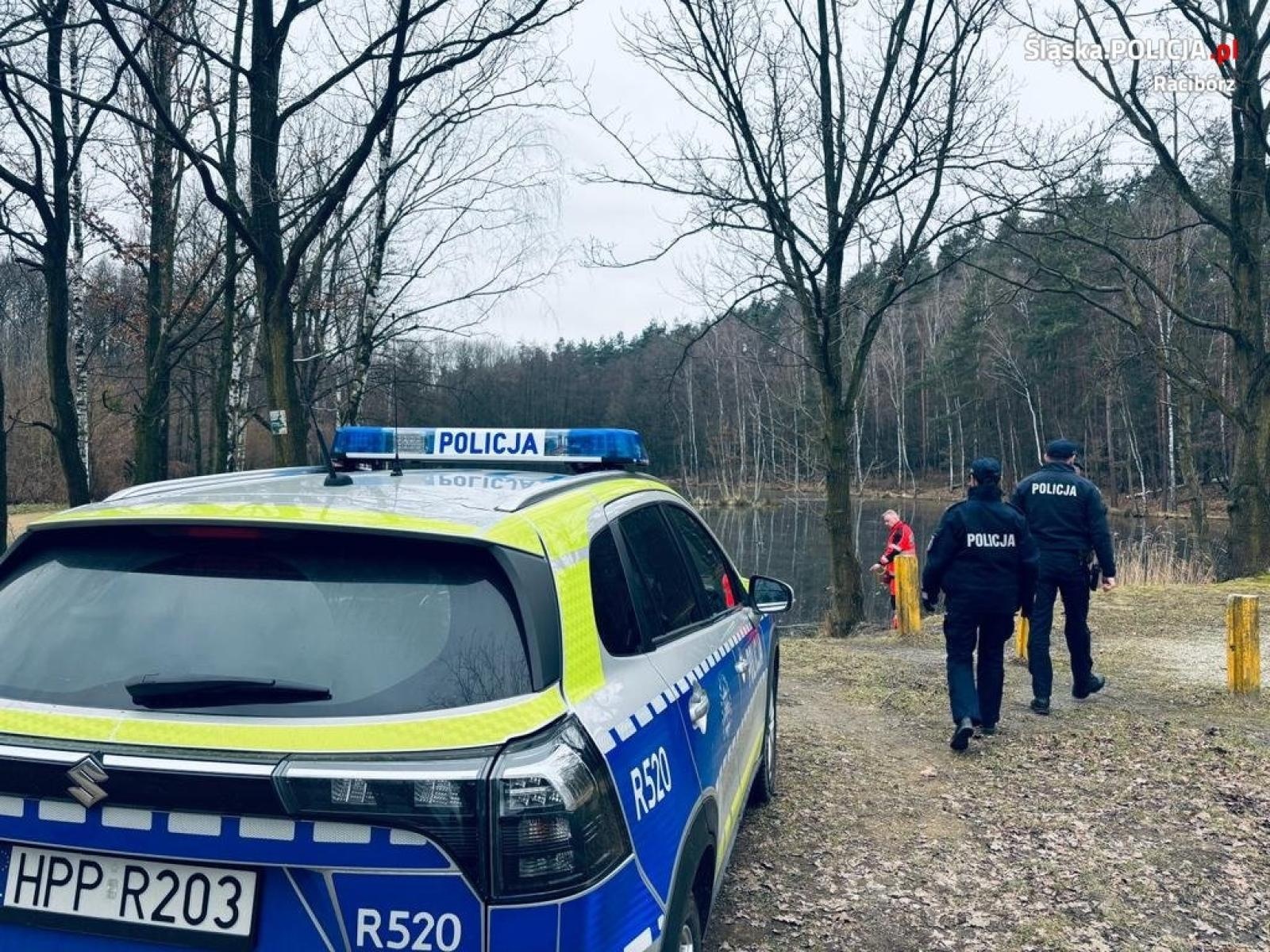 Zdjęcie w galerii na portalu naszraciborz.pl: Policjanci i WOPR kontrolowali zbiorniki wiadomości z regionu