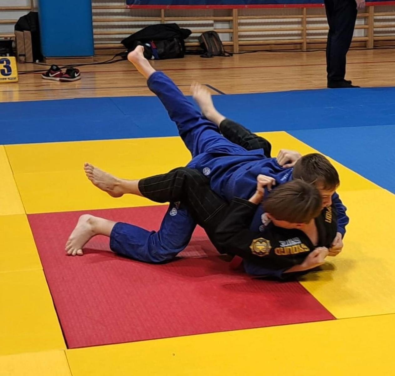 Zdjęcie w galerii na portalu naszraciborz.pl: Raciborzanie z medalami na Otwartych Mistrzostwach Śląska w Ju Jitsu wiadomości z regionu